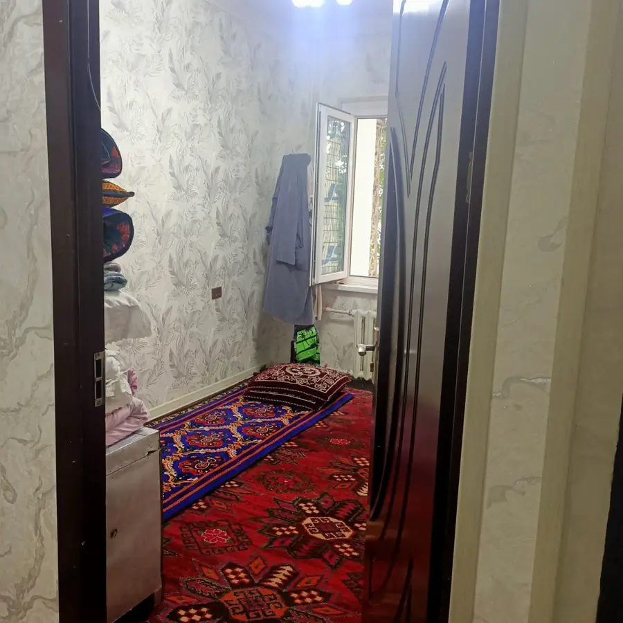 2 xonali kvartira sotiladi − 52 m²