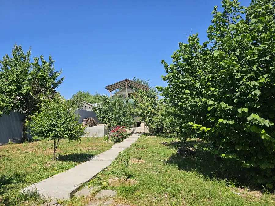 2 qavatli uy sotiladi − 45 m²