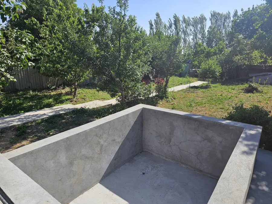 2 qavatli uy sotiladi − 45 m²