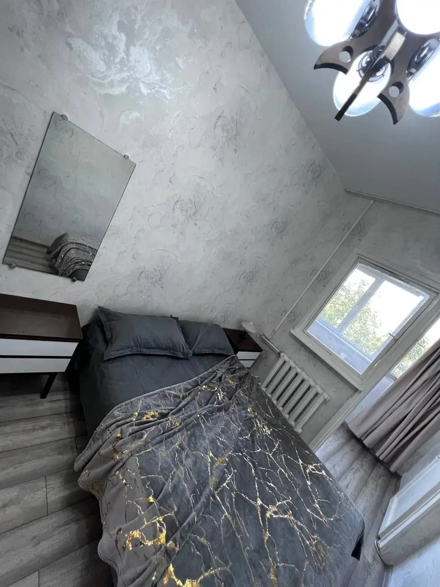 Ijaraga 2 xonali kvartira − 75 m²
