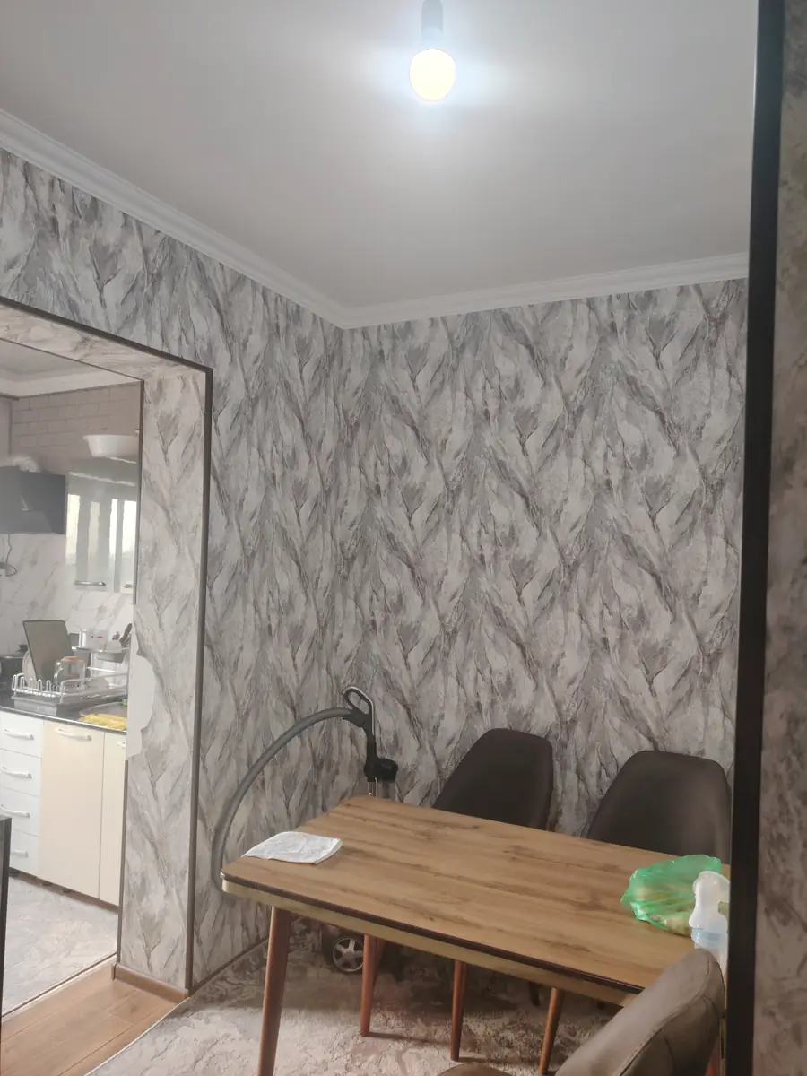 2 xonali kvartira sotiladi − 51 m²