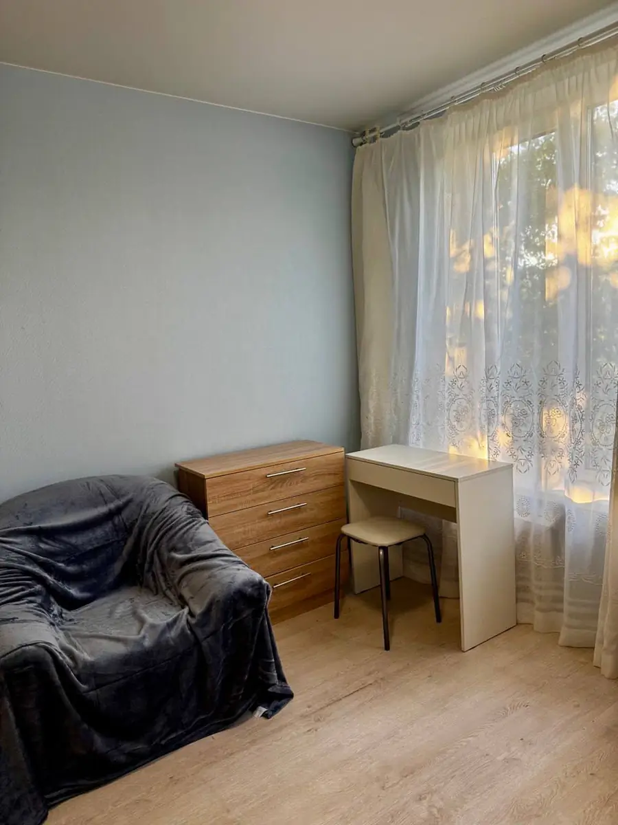 Erkak 1-2 kecha jinsiy aloqa qilish uchun yolgiz ona qidiradi. Qadimgi katta tukli mushuk