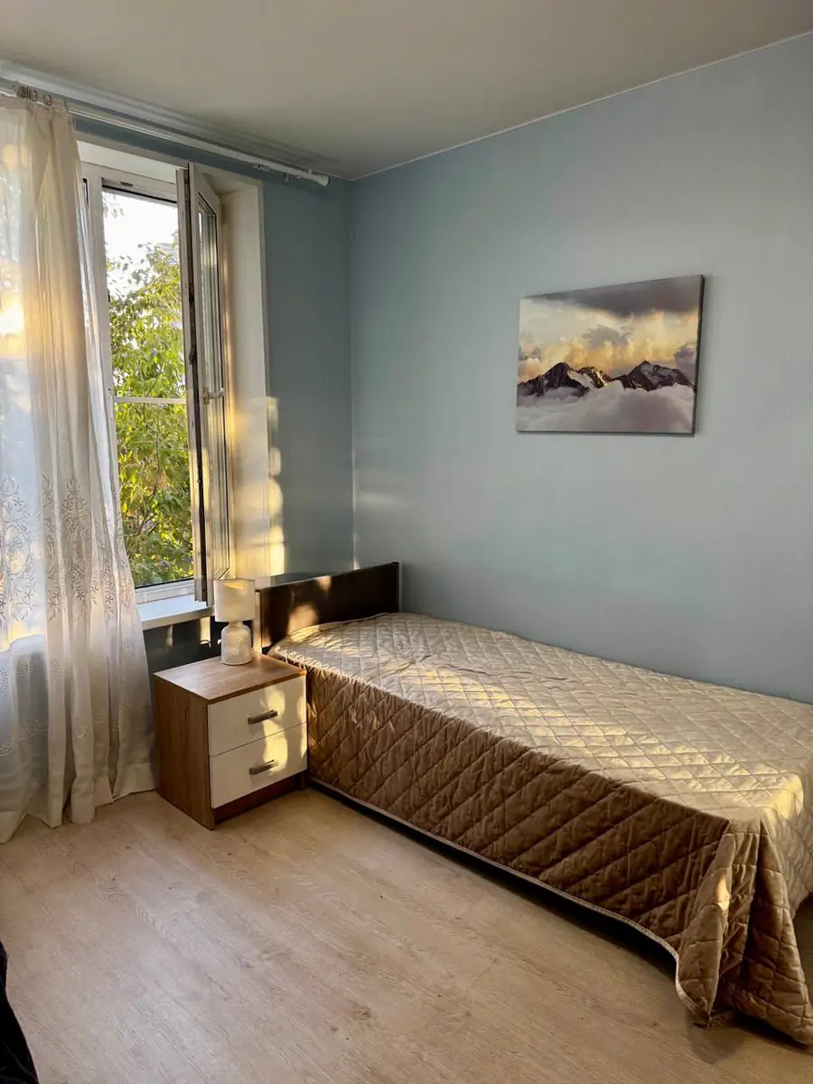 Barda yalangoch qiz bor Porno yigitlar jinsi shimlar