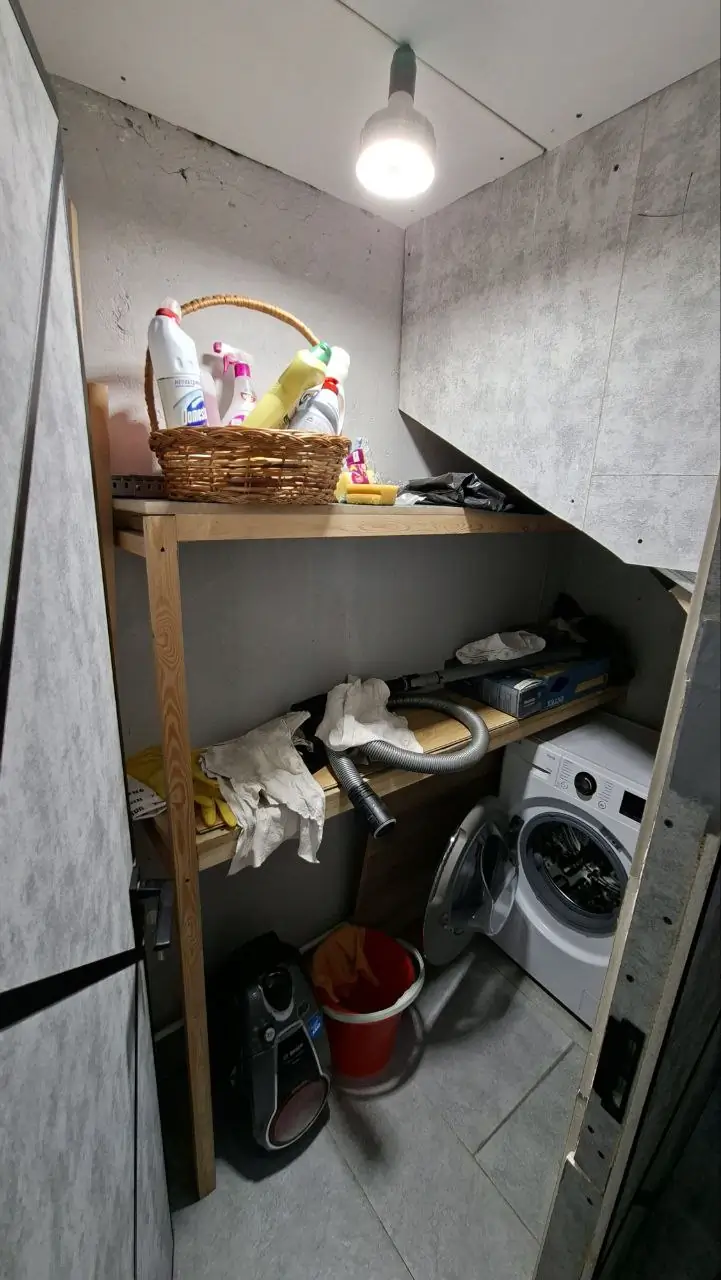 1 xonali kvartira sotiladi − 42 m²