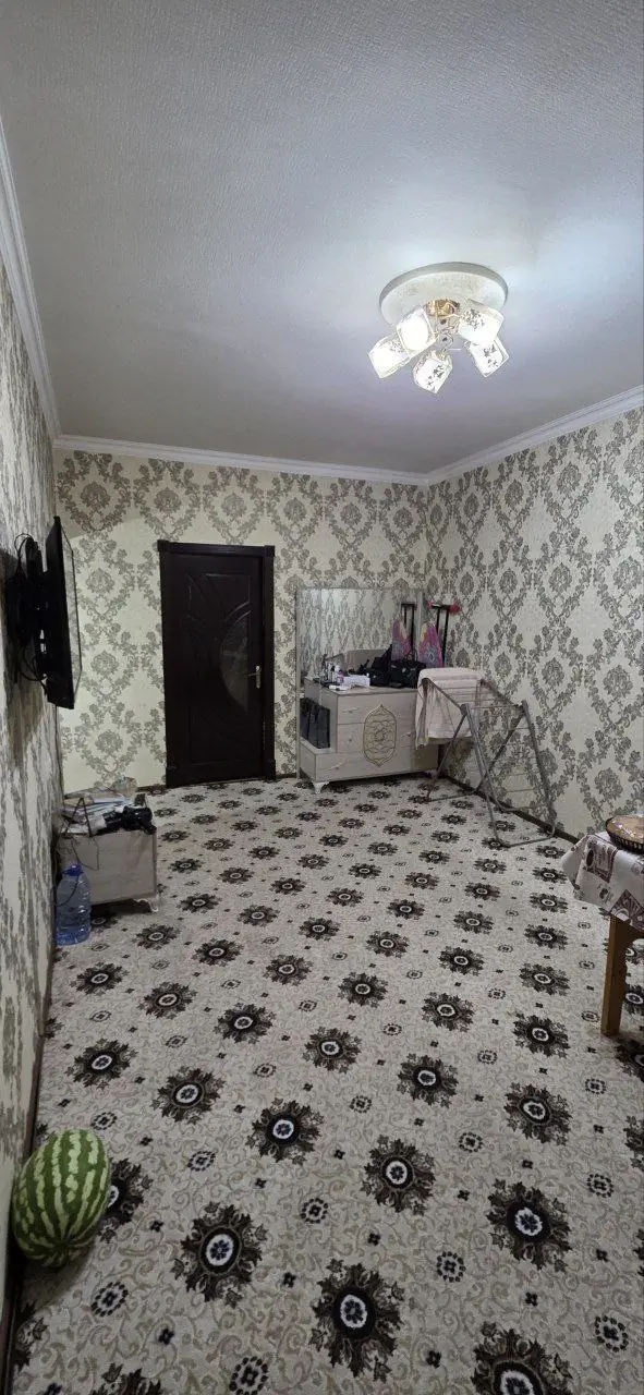 Продается 2-комнатная квартира − 50 м²