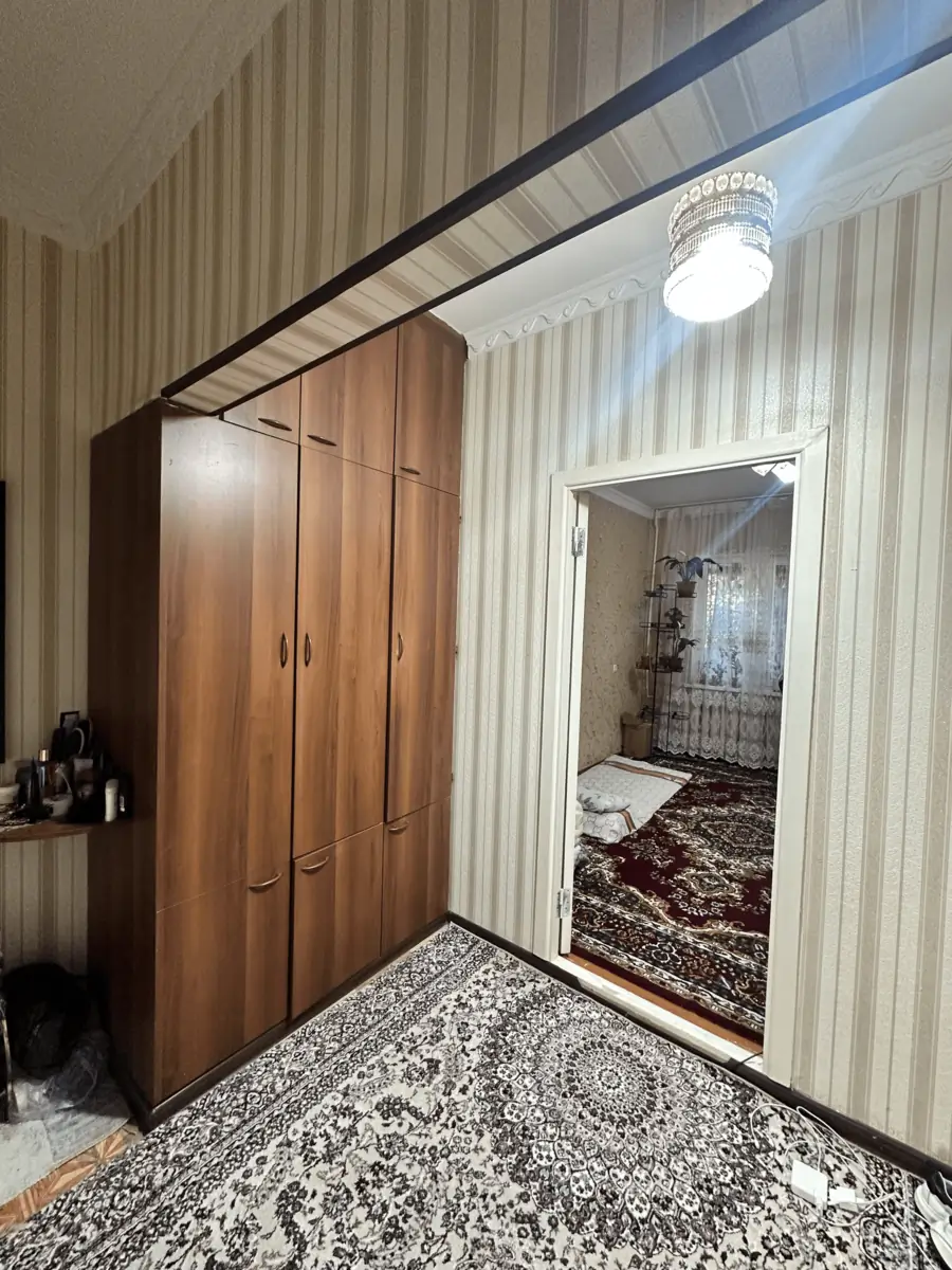 2 xonali kvartira sotiladi − 57 m²