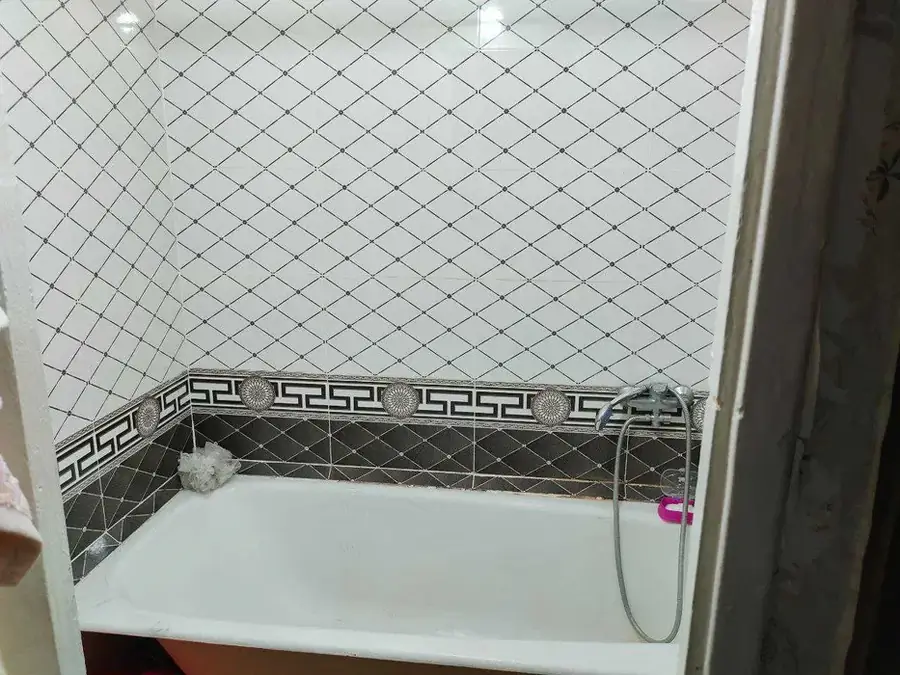 1 xonali kvartira sotiladi − 38 m²