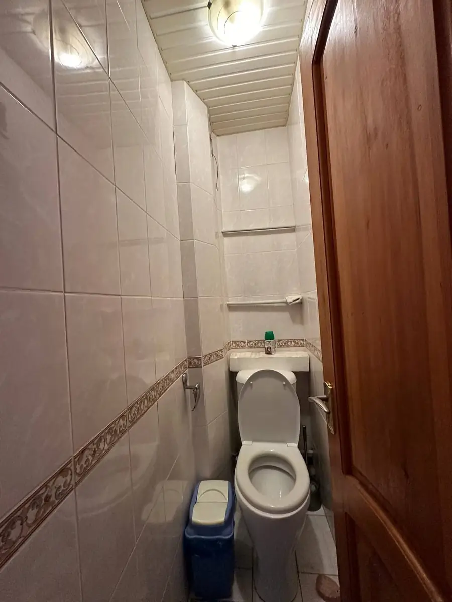 3 xonali kvartira sotiladi − 72 m²