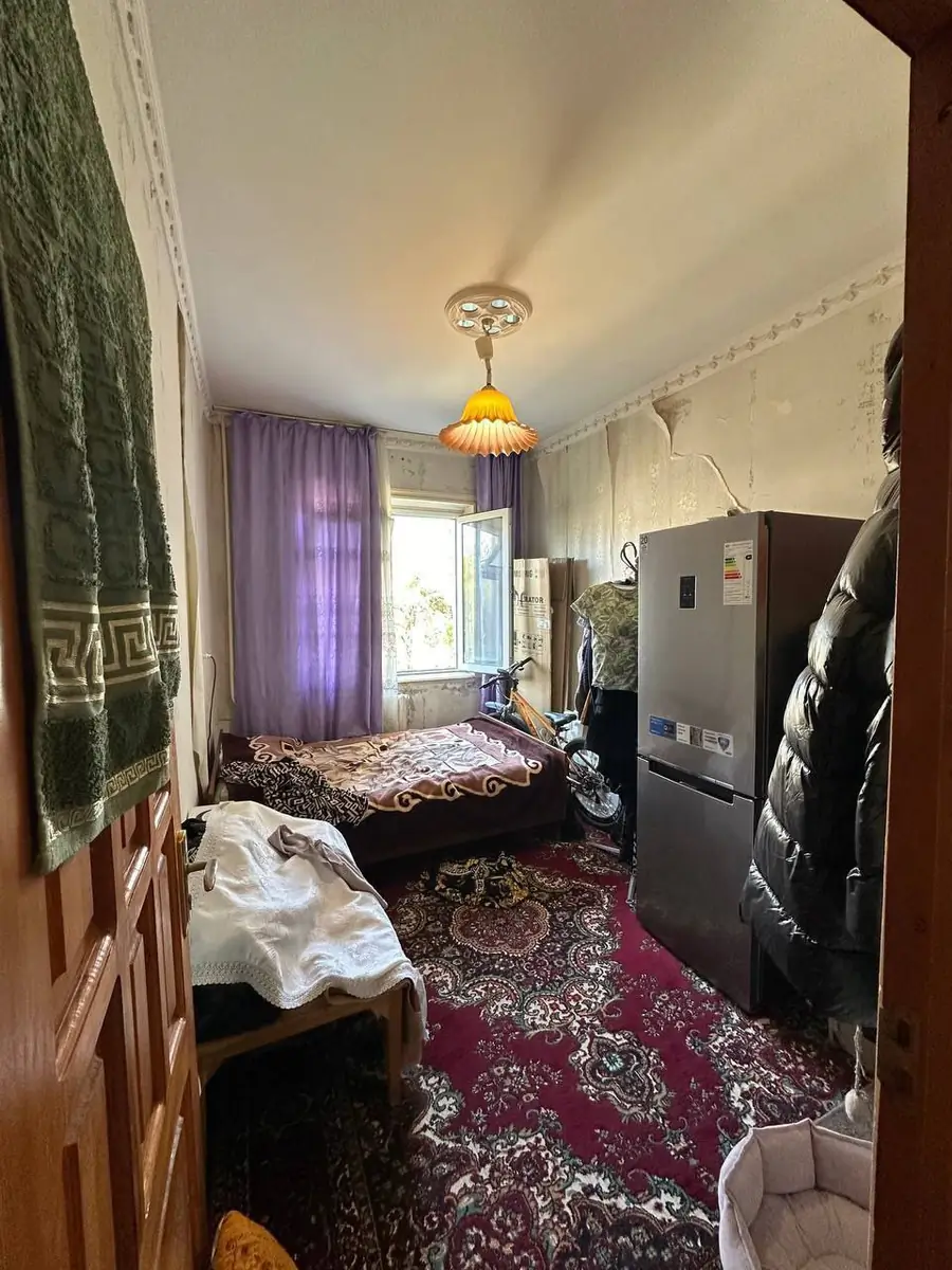 3 xonali kvartira sotiladi − 72 m²