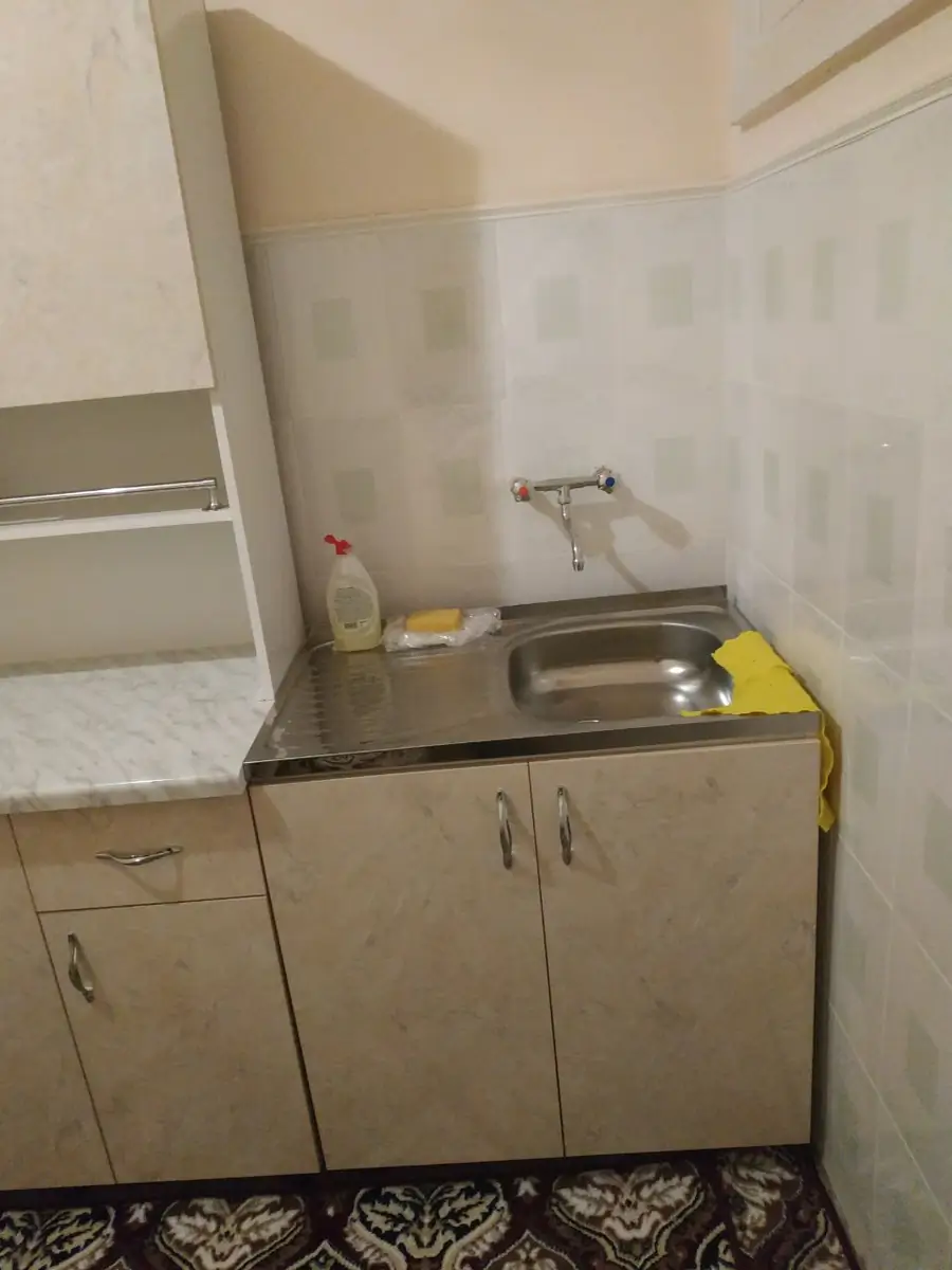 Продается 3-комнатная квартира − 70 м²