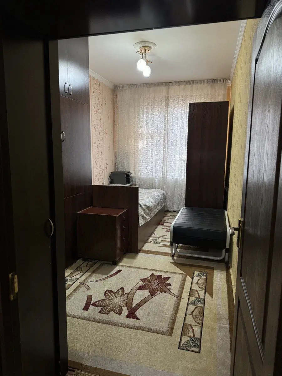 Ofis sotiladi − 70 m²