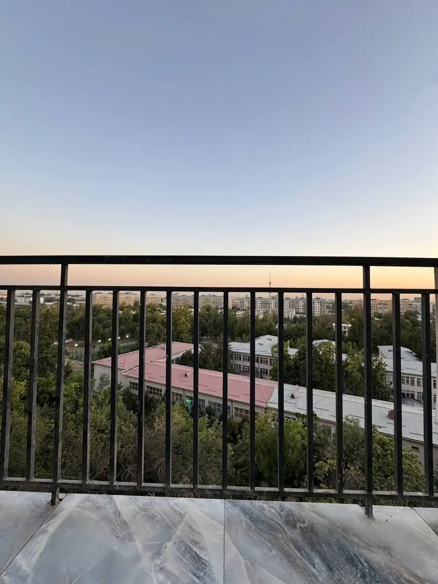 1 xonali kvartira sotiladi − 34 m²