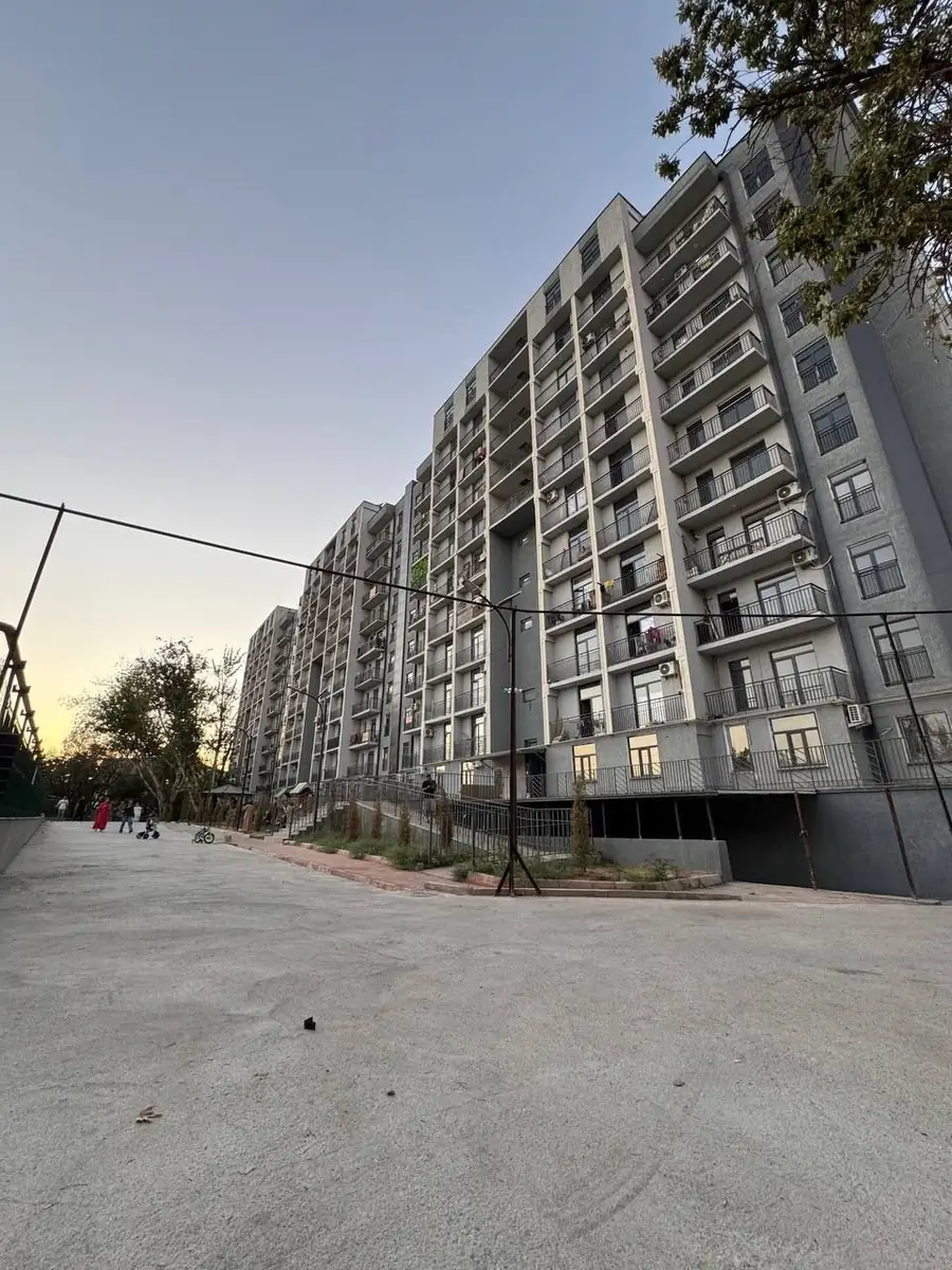 1 xonali kvartira sotiladi − 34 m²