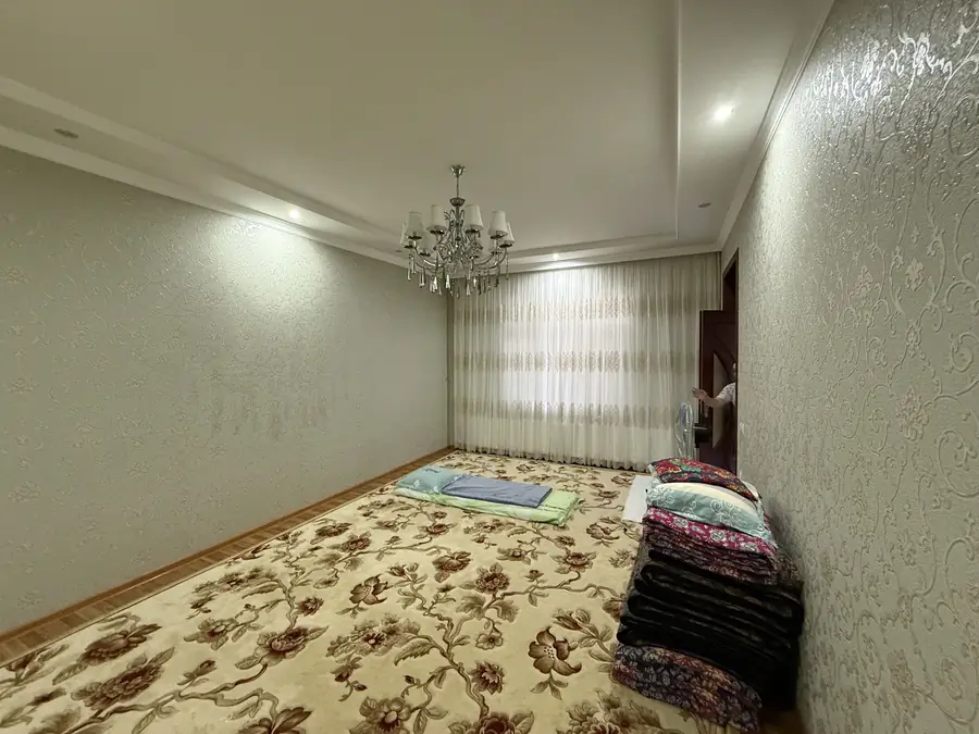 1 qavatli uy − 270 m², 2.7 sot. 