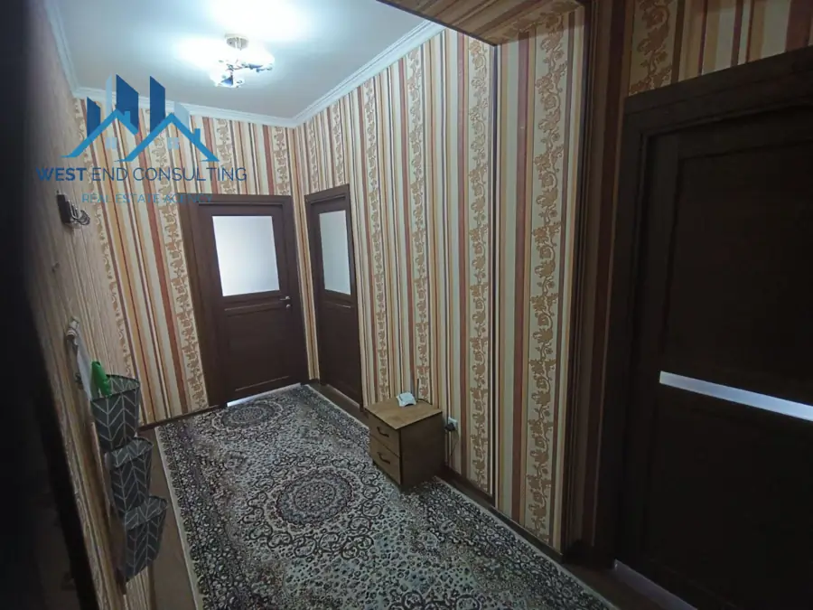 Сдается 2-комнатная квартира − 57 м²