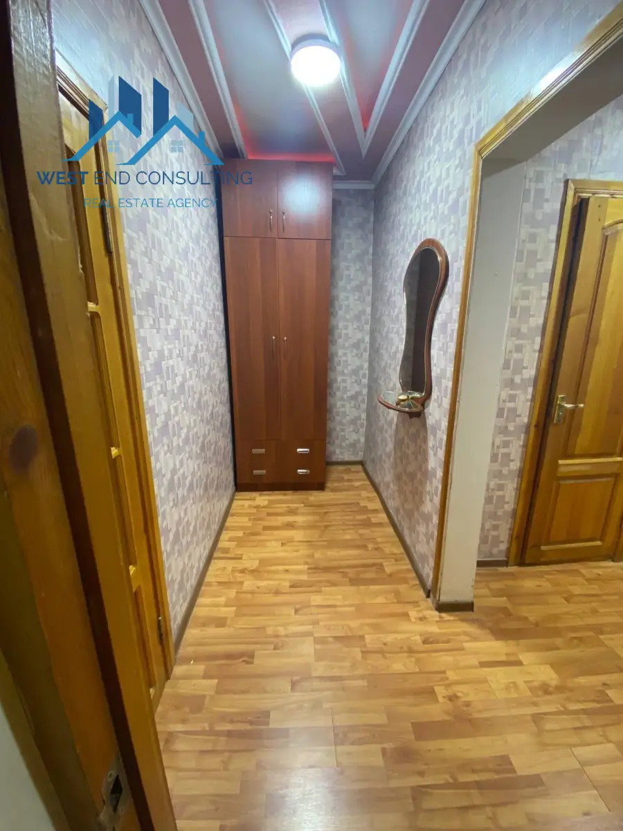 Сдается 2-комнатная квартира − 64 м²