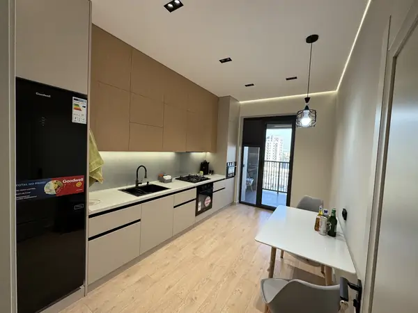 2-комнатная квартира − 56 м², 11/15 этаж
