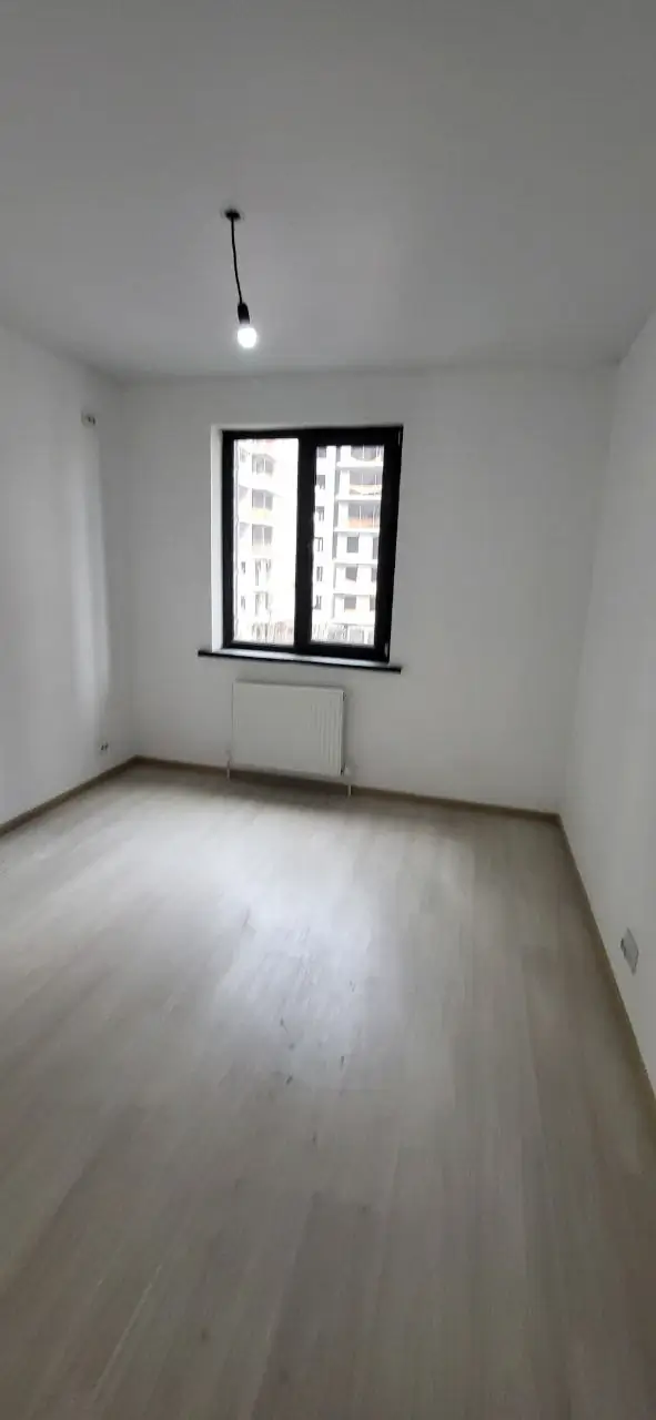 1 xonali kvartira sotiladi − 25.8 m²