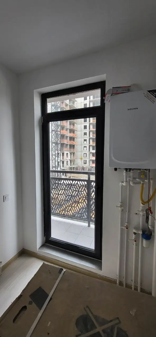 1 xonali kvartira sotiladi − 25.8 m²