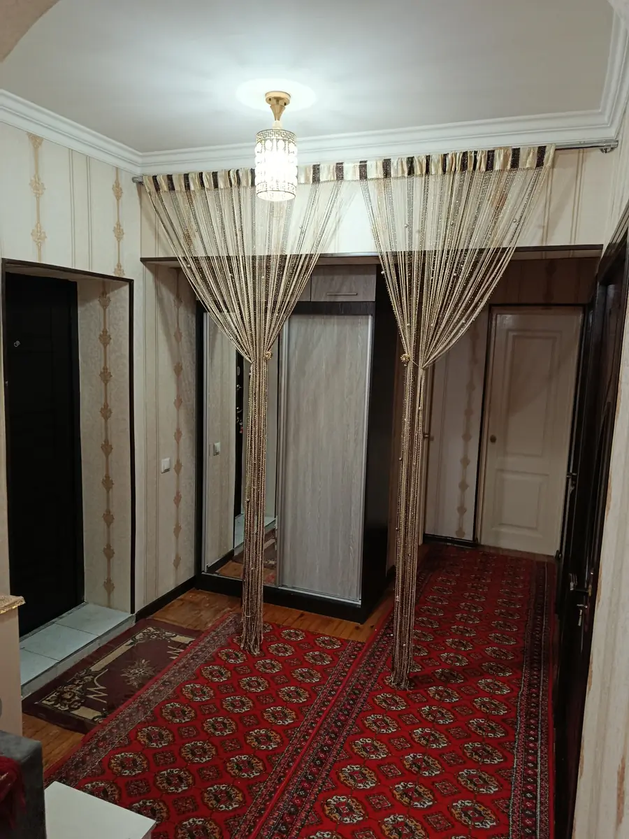 Продается 3-комнатная квартира − 73 м²