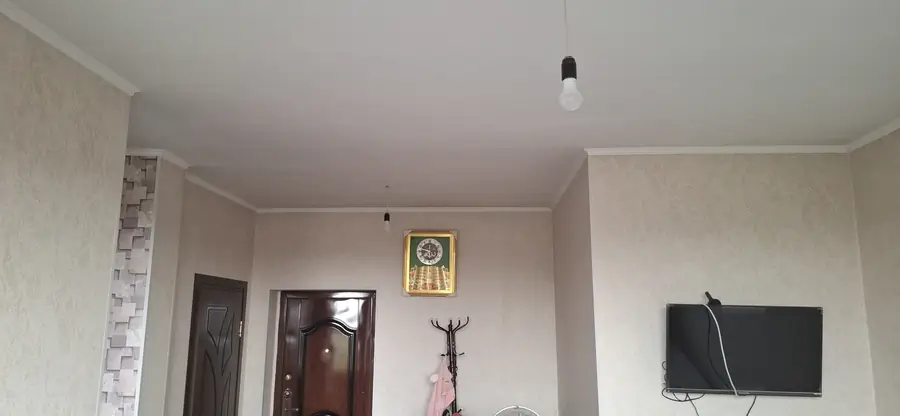 Сдается 1-комнатная квартира − 30 м²