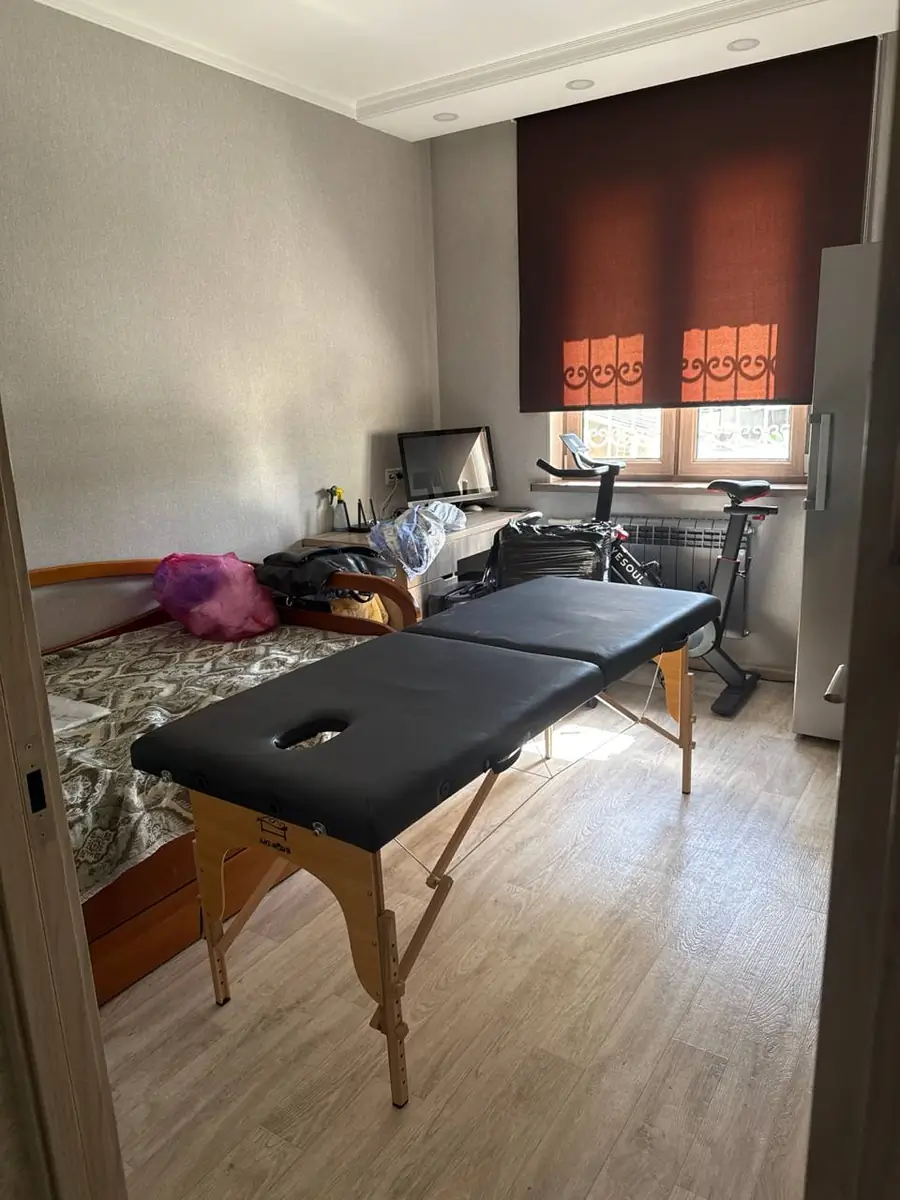 2 xonali kvartira sotiladi − 62 m²