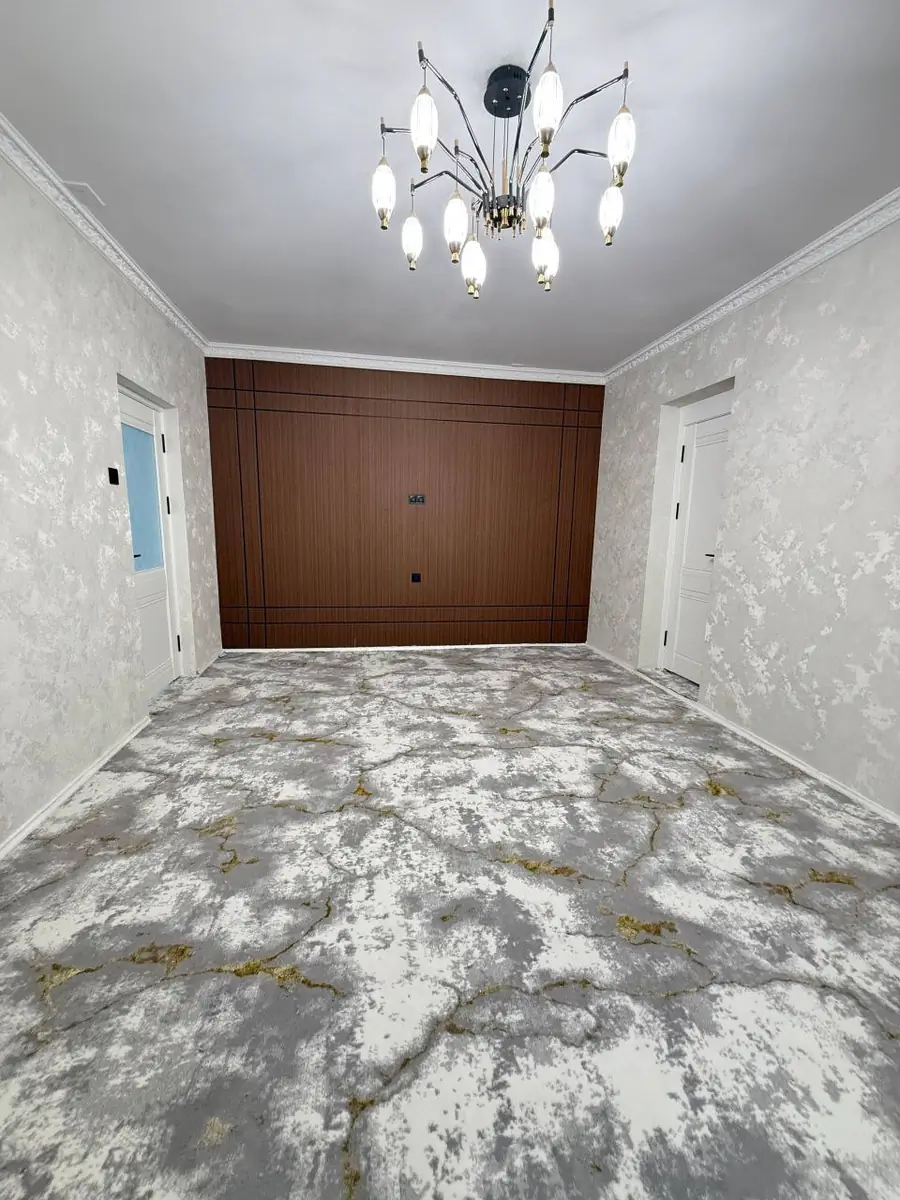 2 xonali kvartira sotiladi − 58 m²