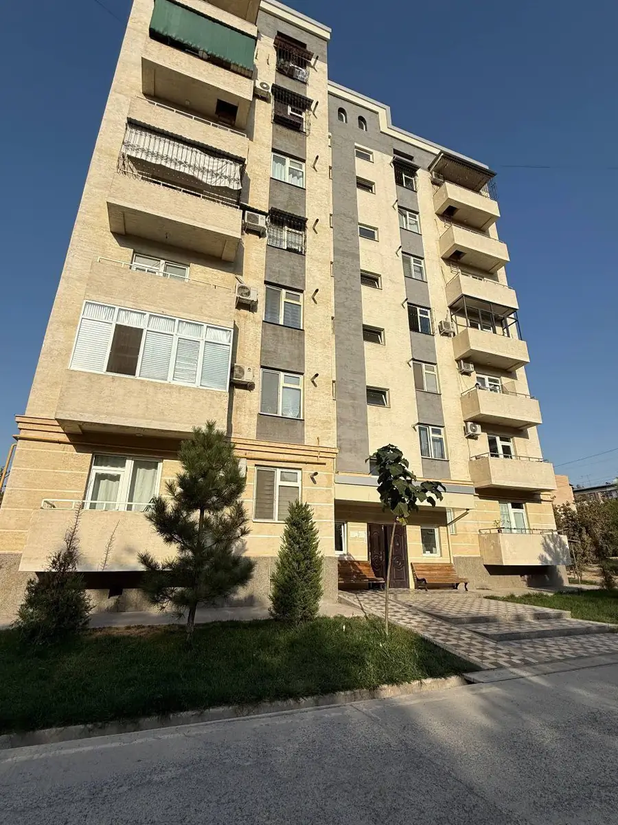 2 xonali kvartira sotiladi − 56 m²