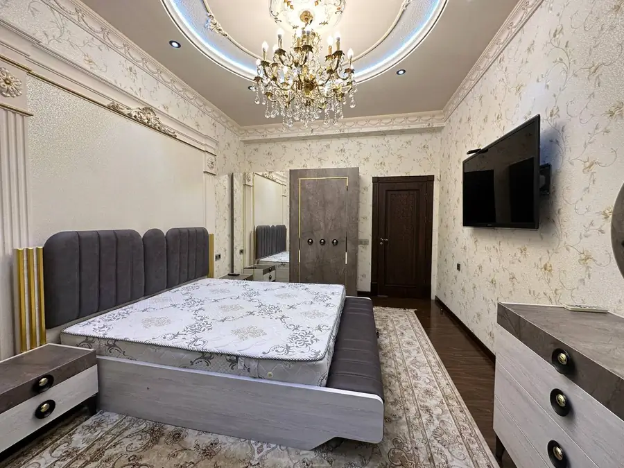 Ijaraga 3 xonali kvartira − 116 m²