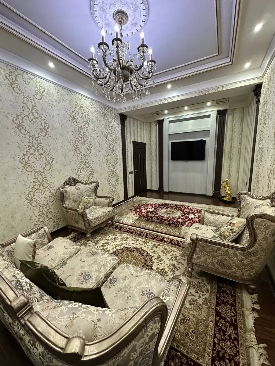 3 xonali kvartira − 116 m², 2/7 qavat