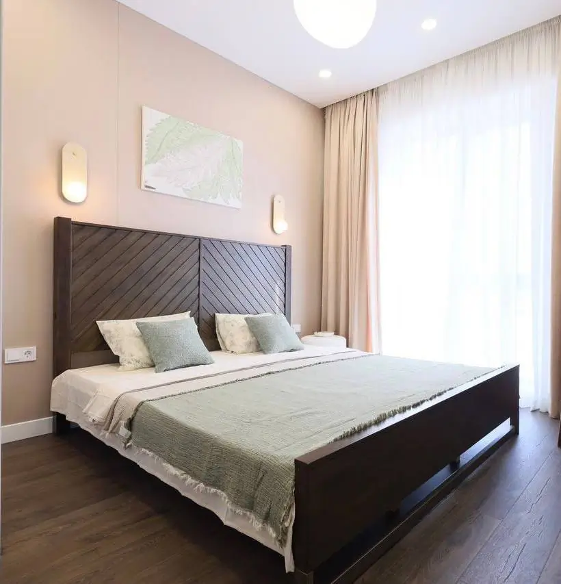 2 xonali kvartira sotiladi − 53 m²