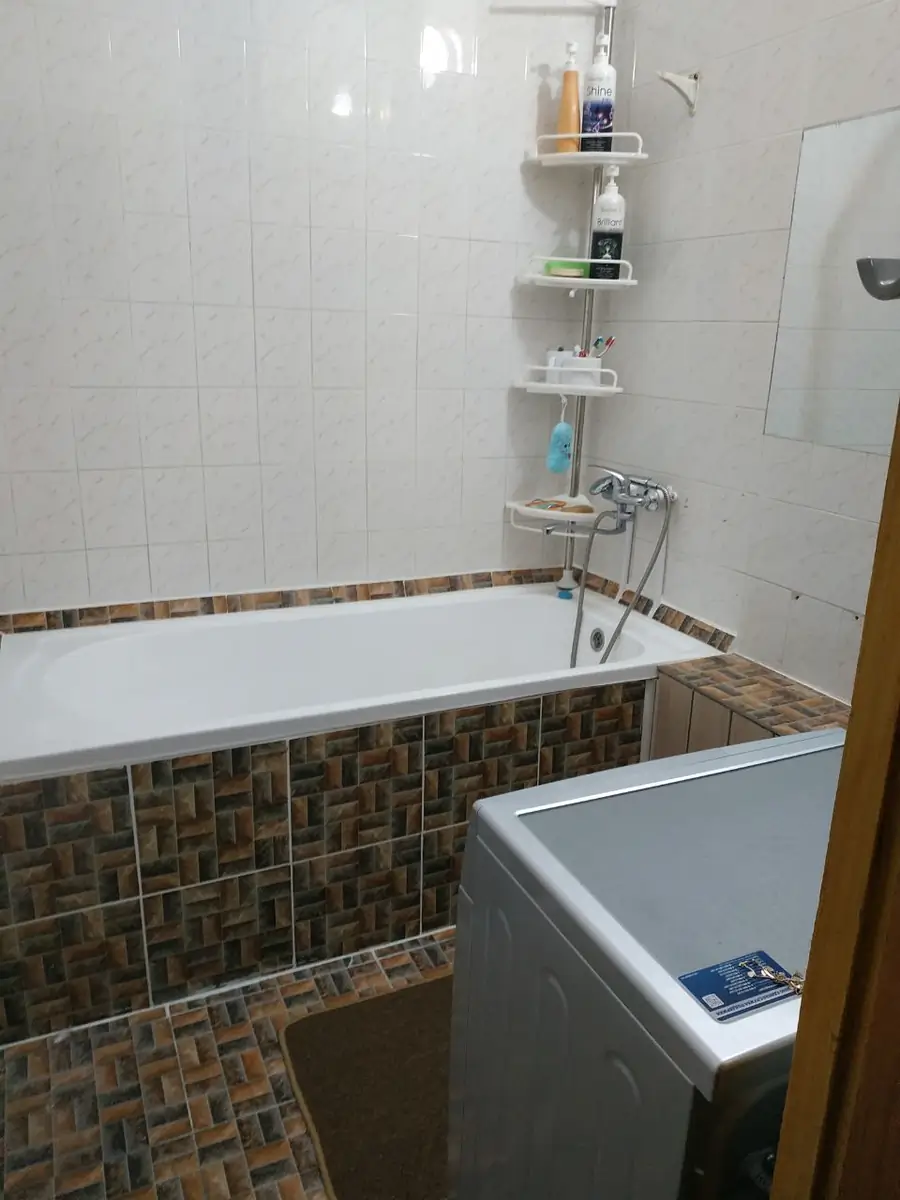 5 dan ortiq xonali kvartira − 115 m², 9/9 qavat