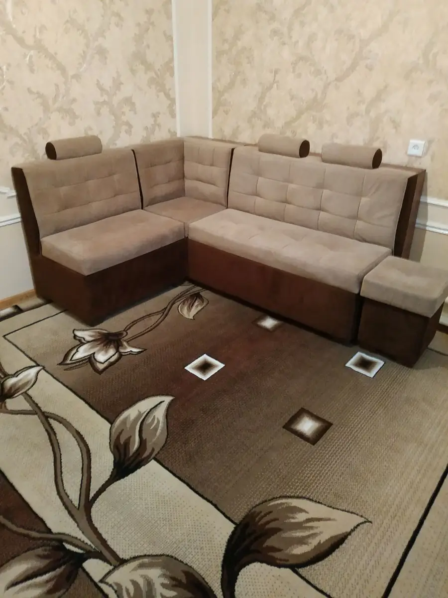 Более 5 xonali kvartira sotiladi − 115 m²