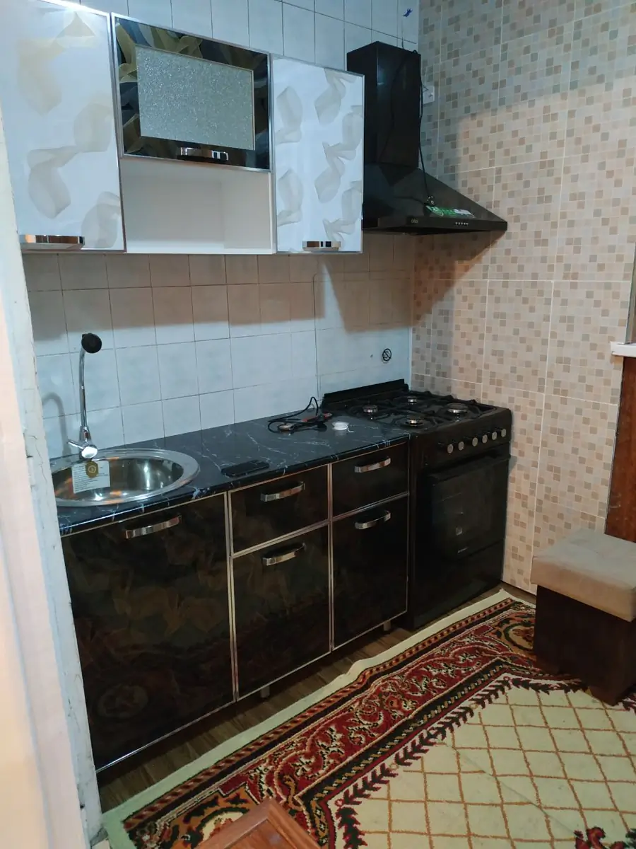 Более 5 xonali kvartira sotiladi − 115 m²