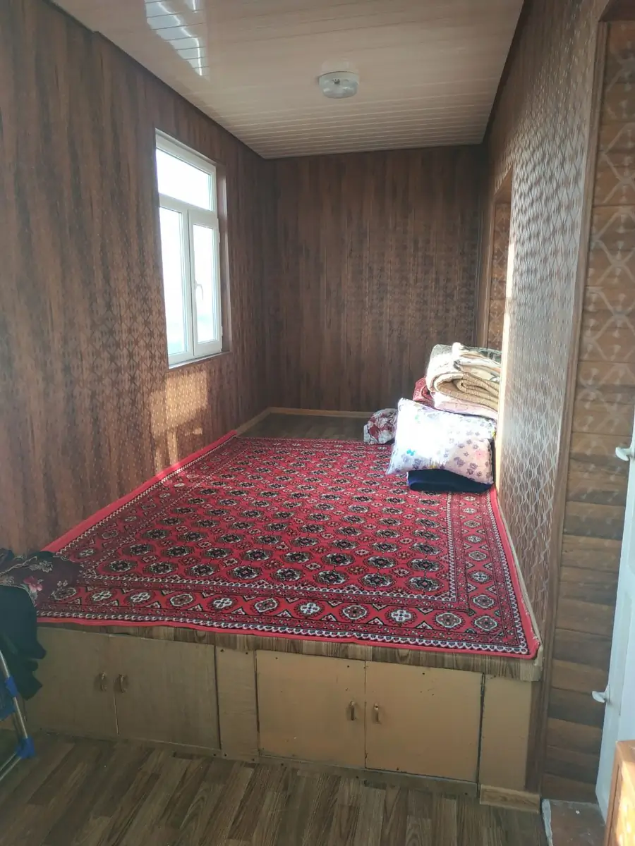 Более 5 xonali kvartira sotiladi − 115 m²