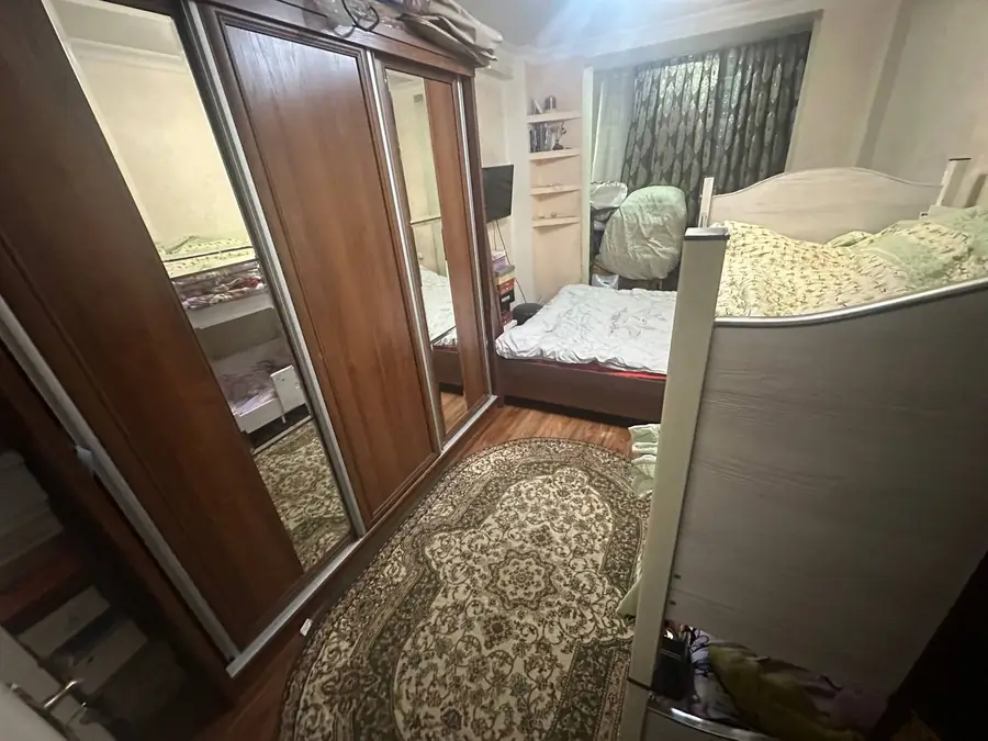 4 xonali kvartira sotiladi − 107 m²