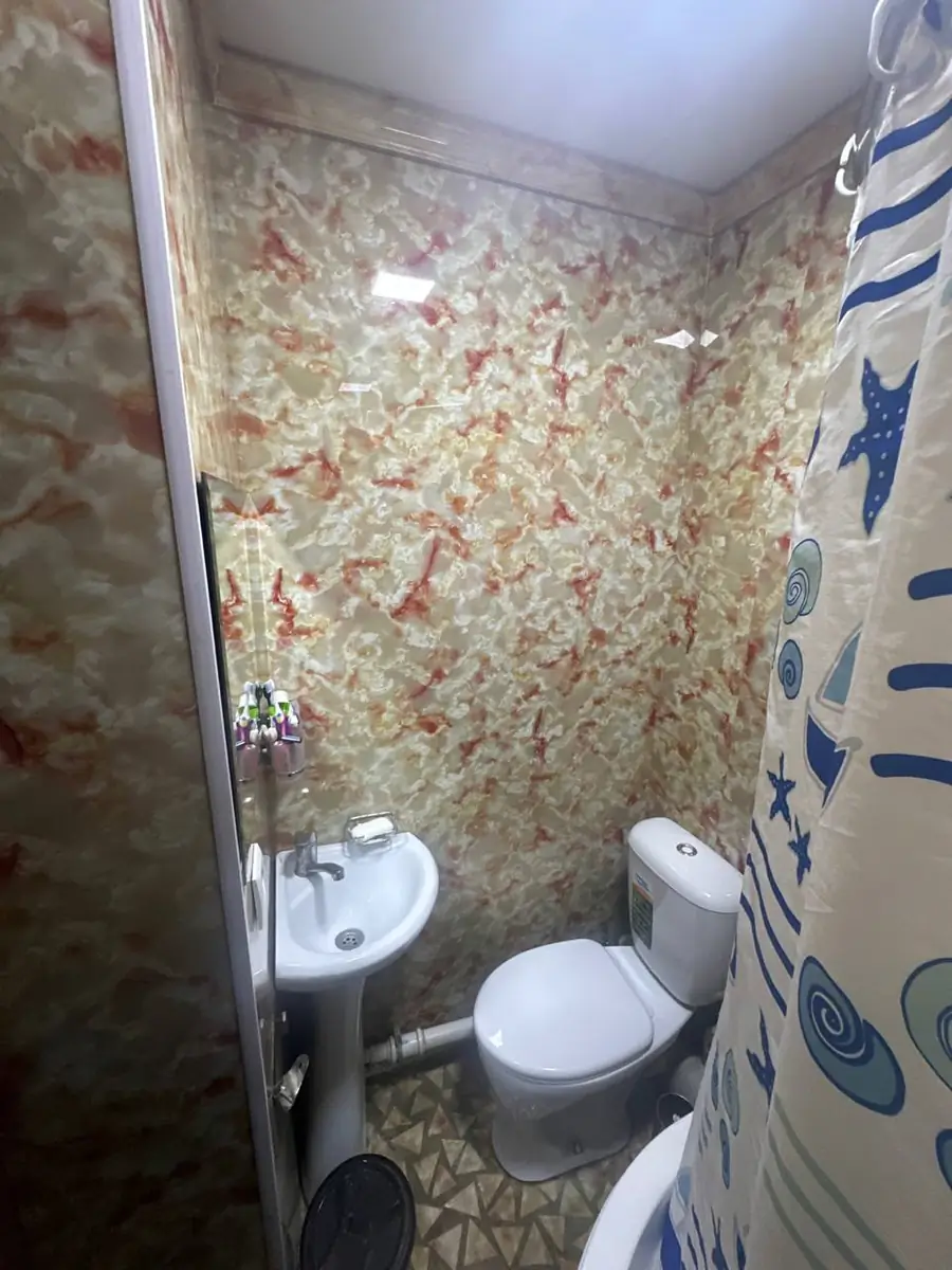 4 xonali kvartira sotiladi − 107 m²