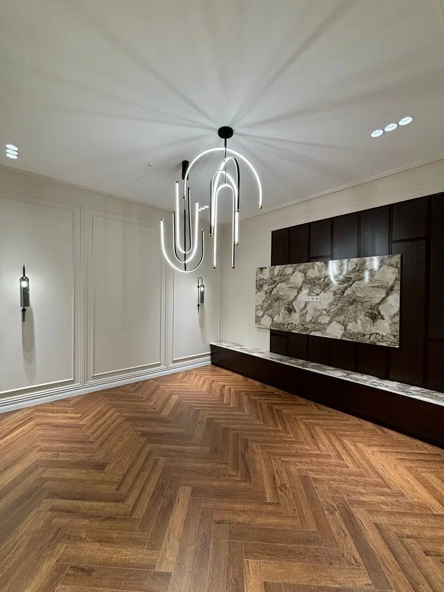 2 qavatli uy − 550 m², 5 sot. 