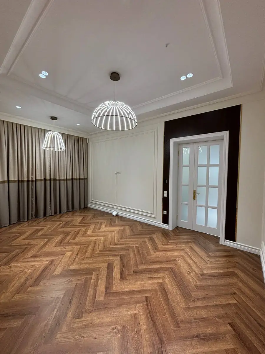 2 qavatli uy sotiladi − 550 m²