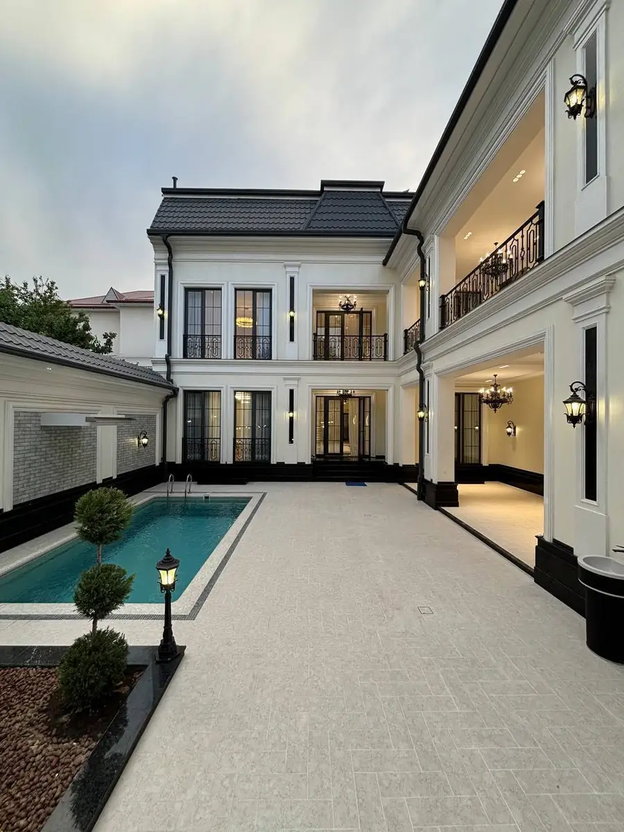 2 qavatli uy − 550 m², 5 sot. 