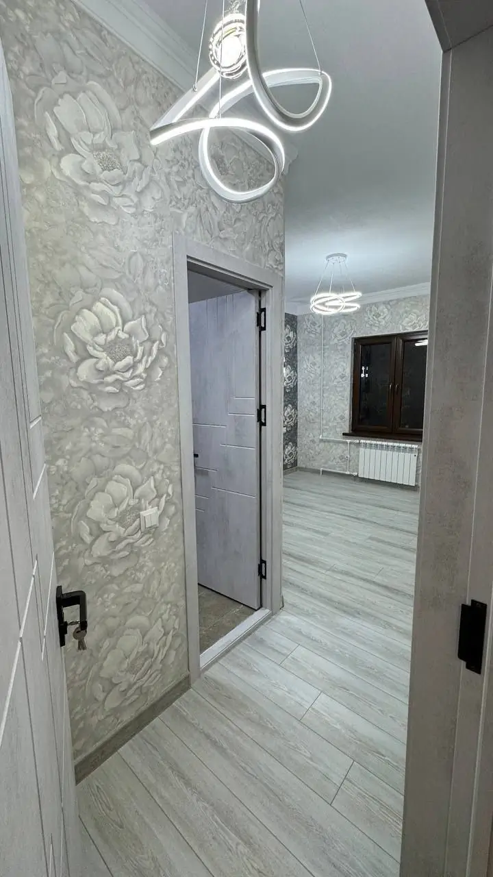 3 xonali kvartira − 80 m², 8/9 qavat