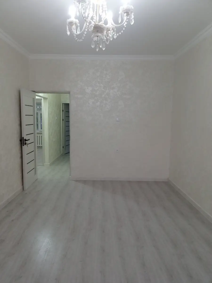 2 xonali kvartira sotiladi − 58 m²