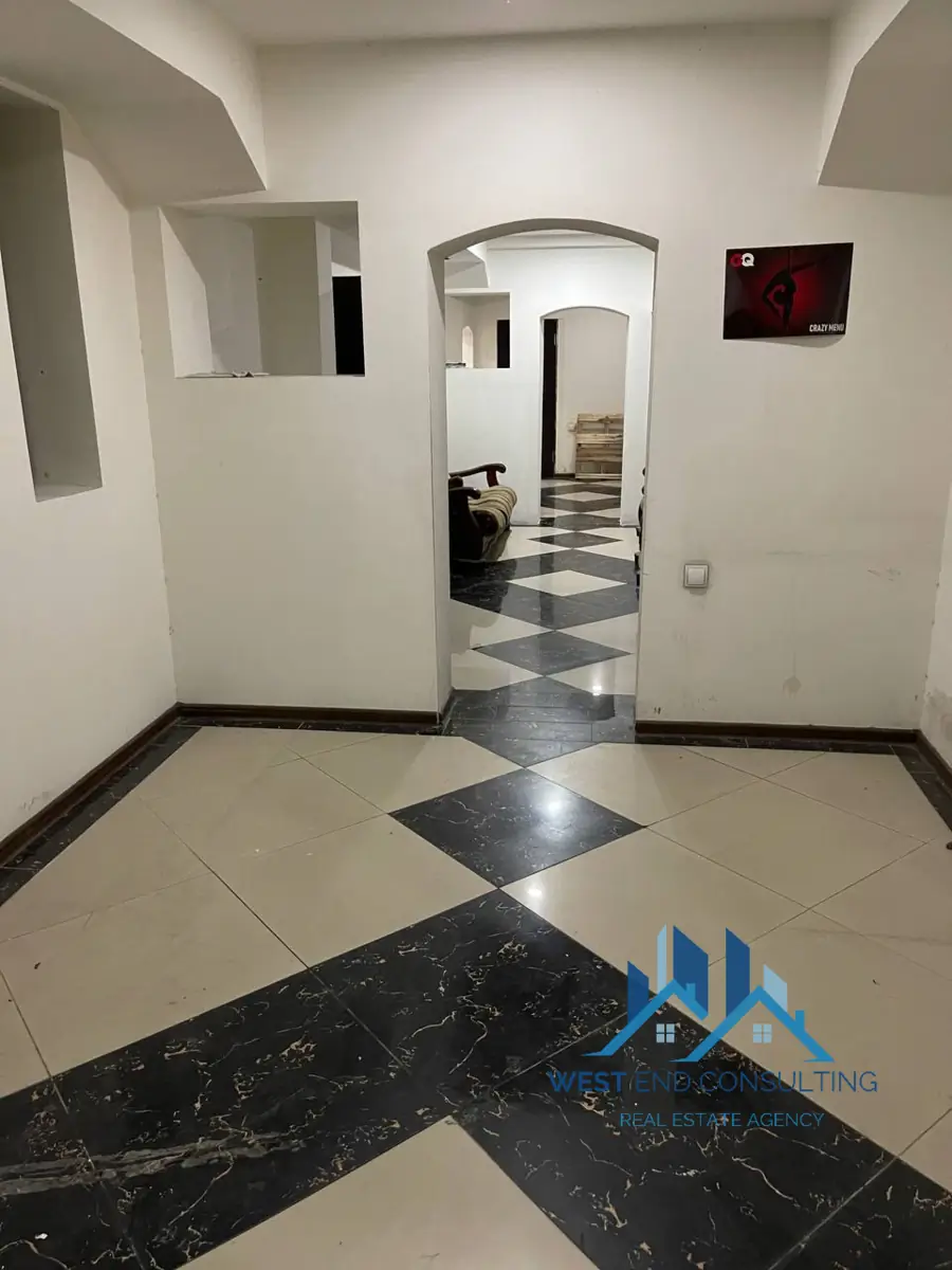 Ofis − 200 m², 1/9 qavat