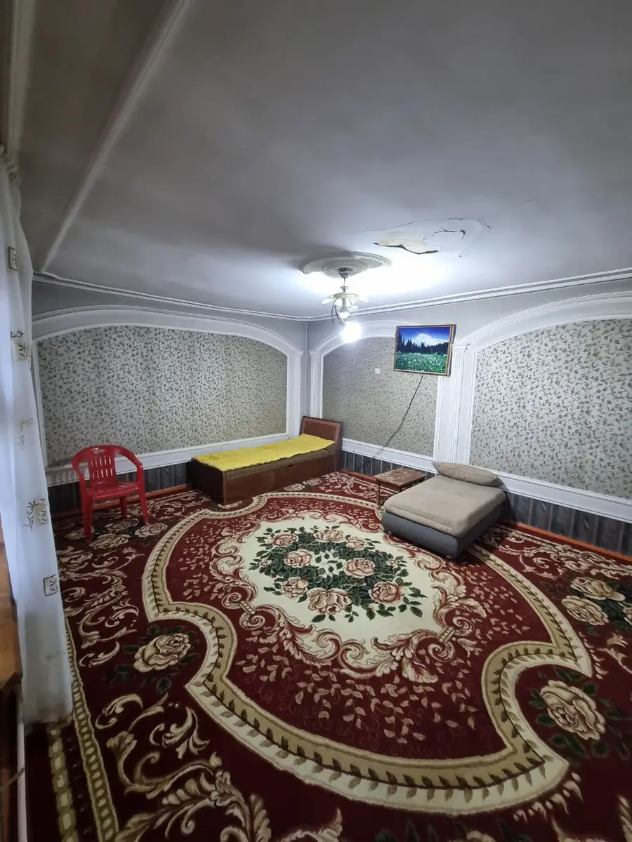 2 qavatli uy sotiladi − 240 m²