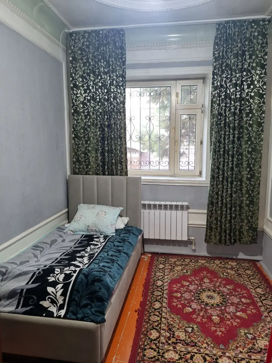 2 qavatli uy sotiladi − 240 m²