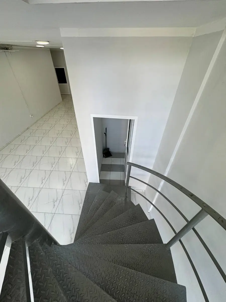 Сдается офис − 215 м²