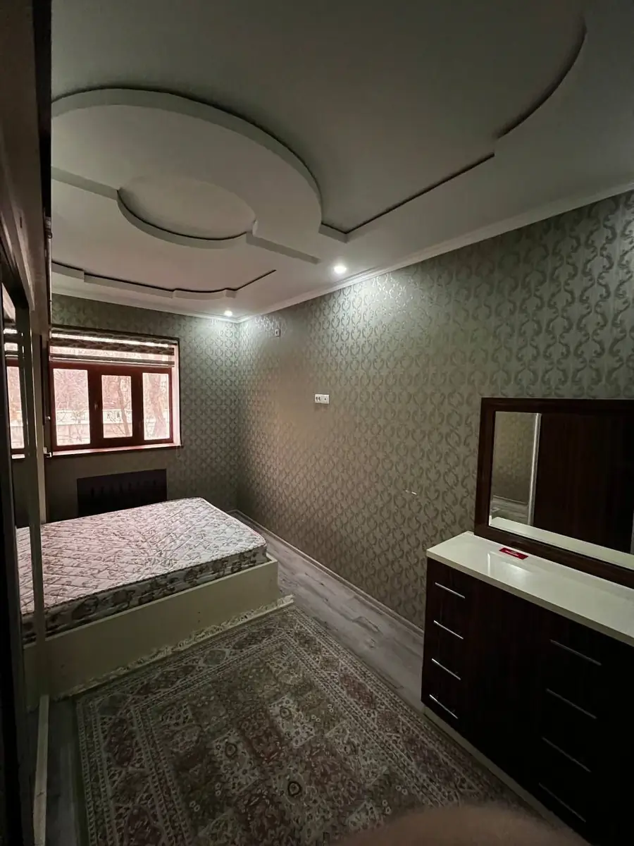 2 xonali kvartira sotiladi − 63 m²