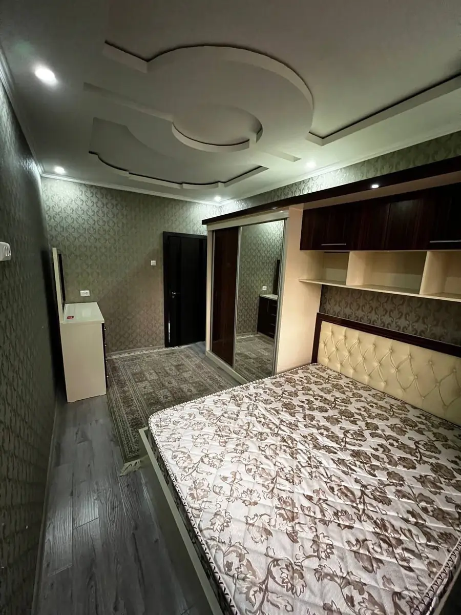 2 xonali kvartira sotiladi − 63 m²