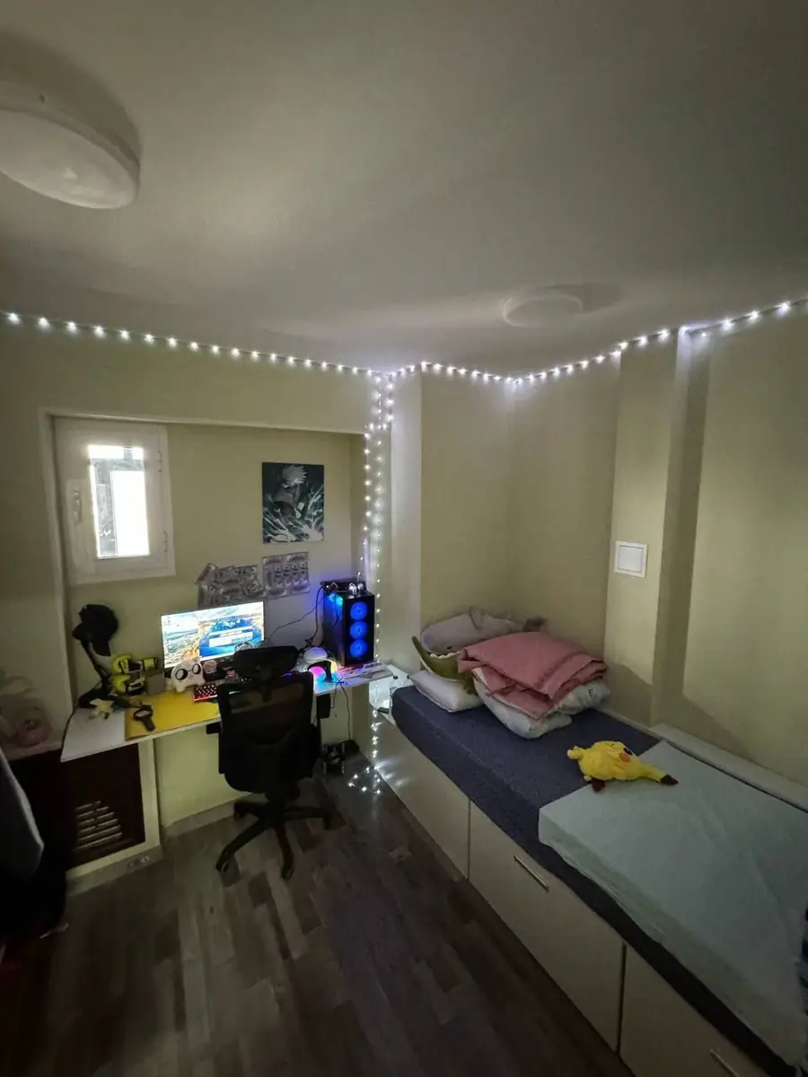 3 xonali kvartira sotiladi − 77 m²