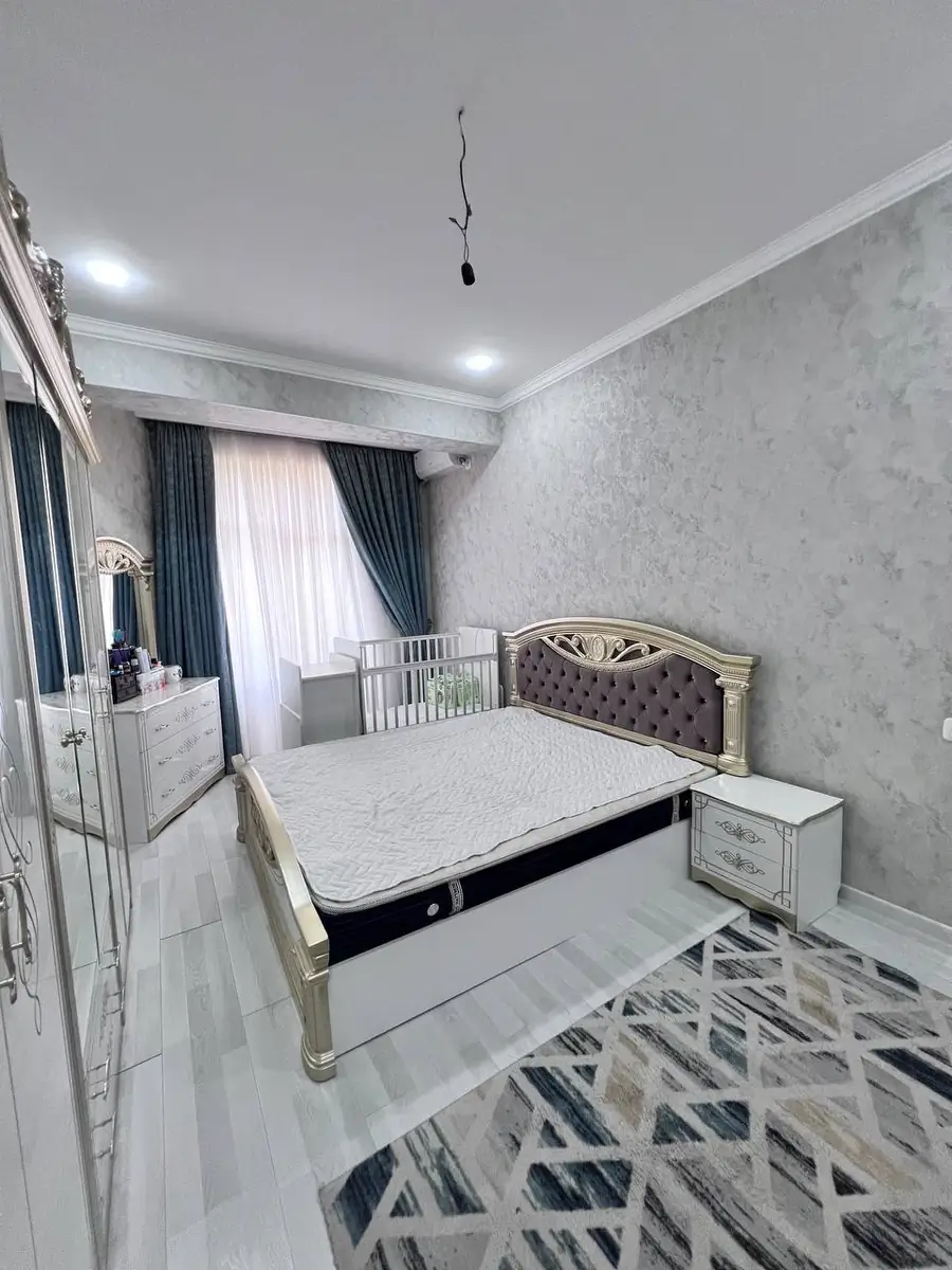 2 xonali kvartira sotiladi − 63 m²